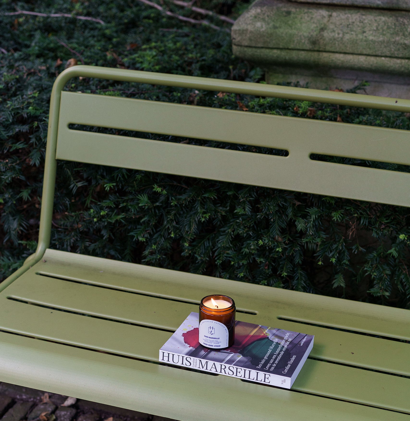 Huis Marseille Collaboration - Rapeseed Candle Mid Size 170ml 45-50 Hours